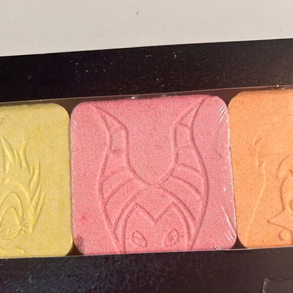 Disney villain bath fizzer trio - Picture 3 of 5